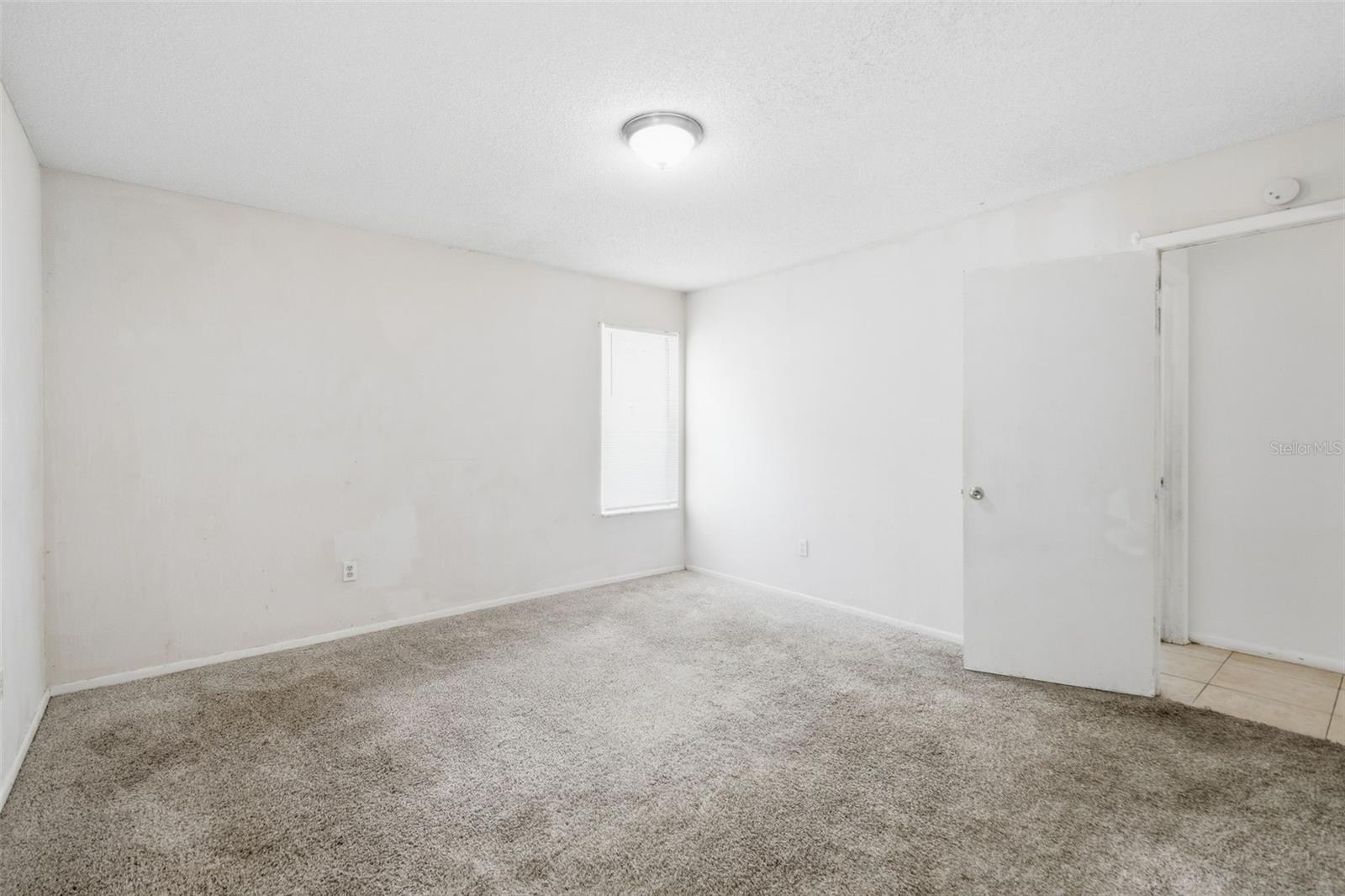8412 RENALD BLVD, TAMPA, FL, 33637