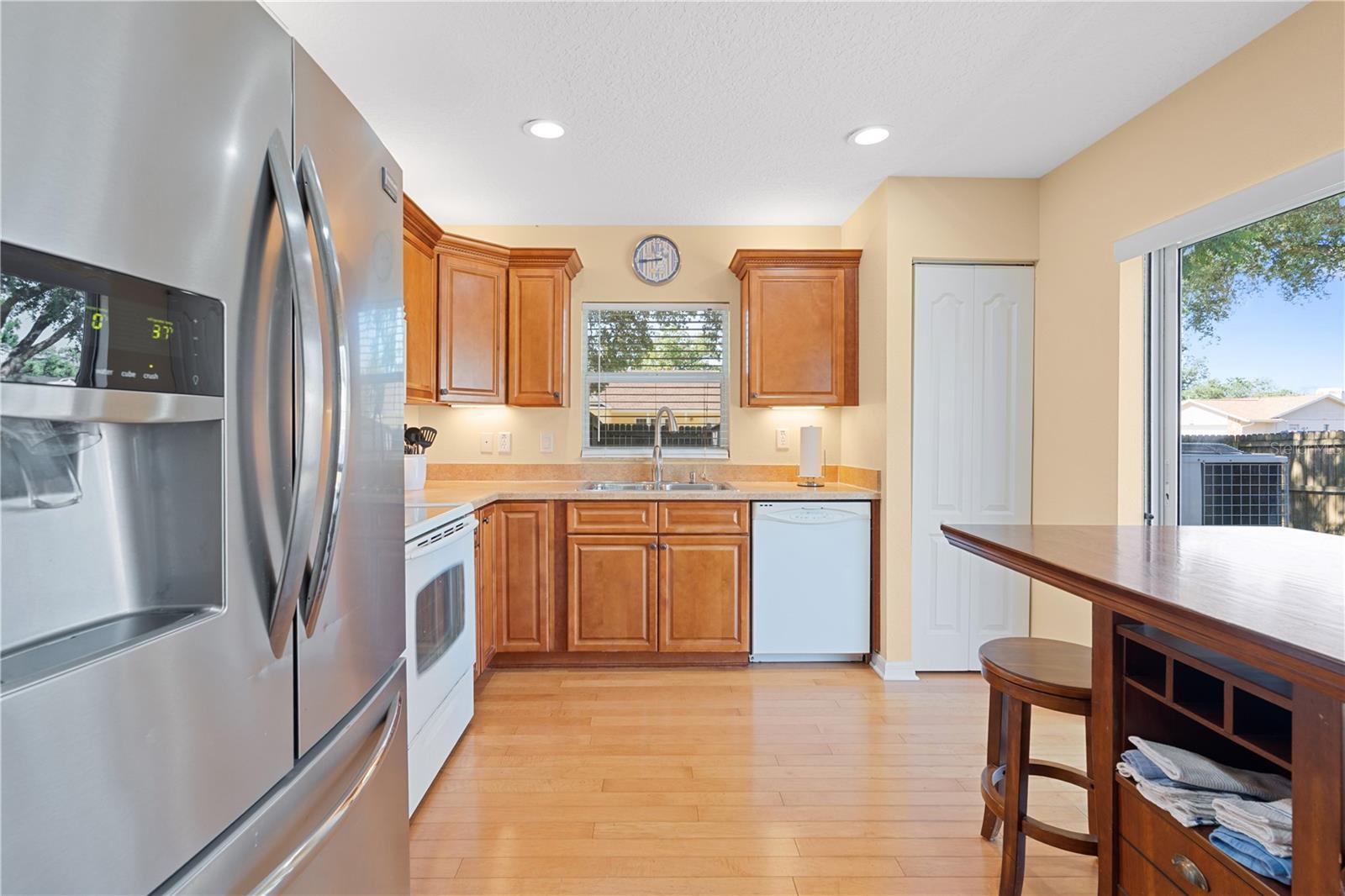 802 SMITH BAY DR, BRANDON, FL, 33510