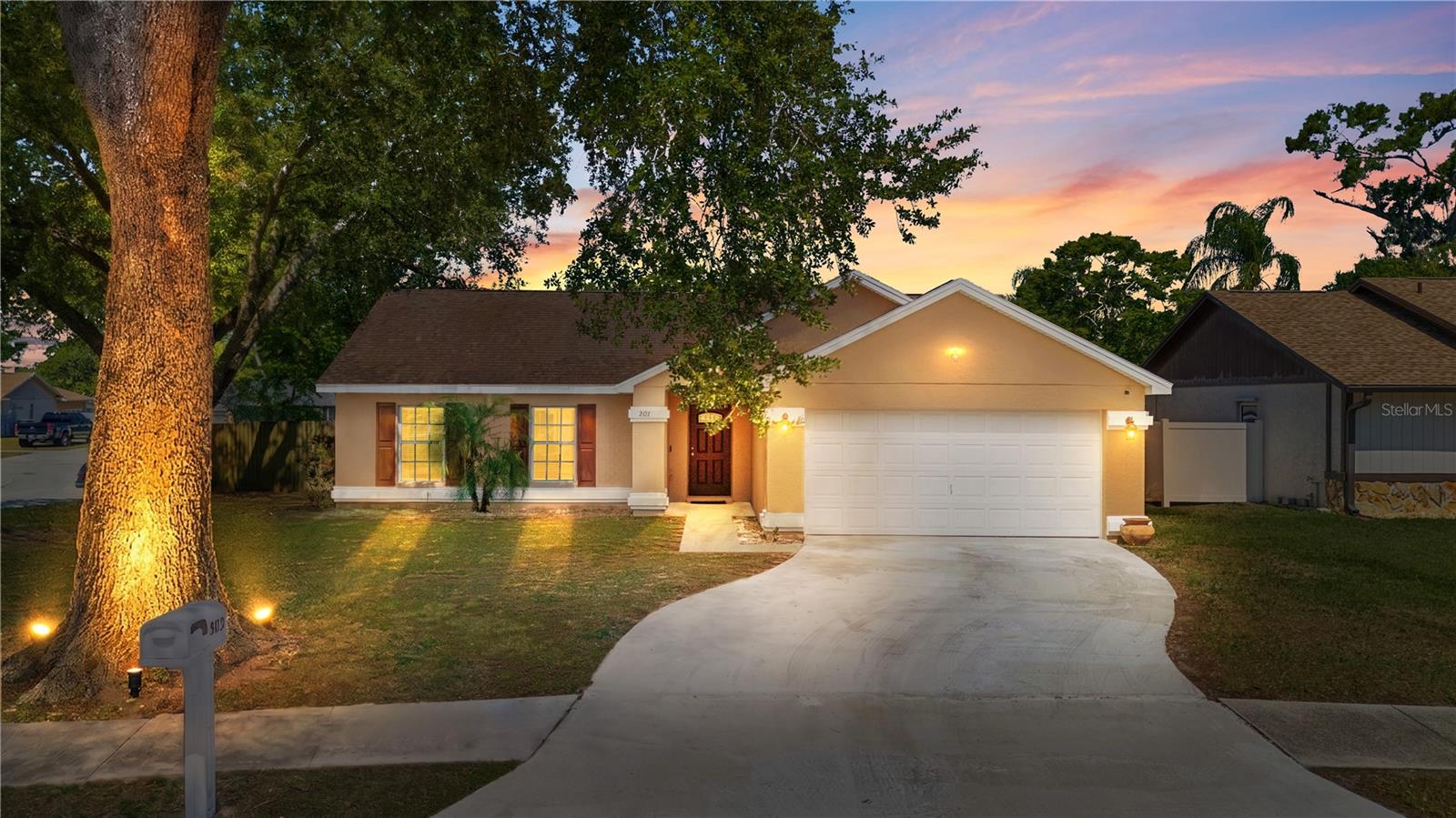 802 SMITH BAY DR, BRANDON, FL, 33510