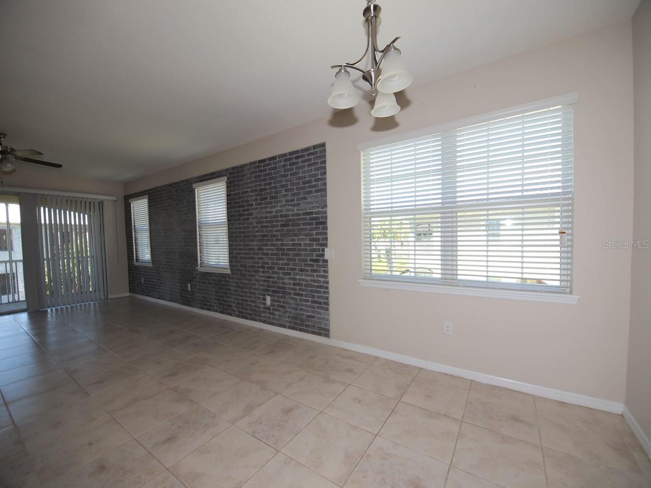 3125 ORIOLE DR #104, SARASOTA, FL, 34243