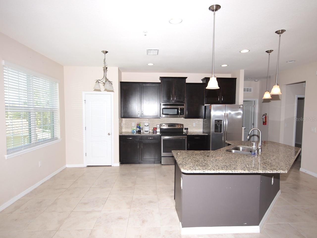 3125 ORIOLE DR #104, SARASOTA, FL, 34243