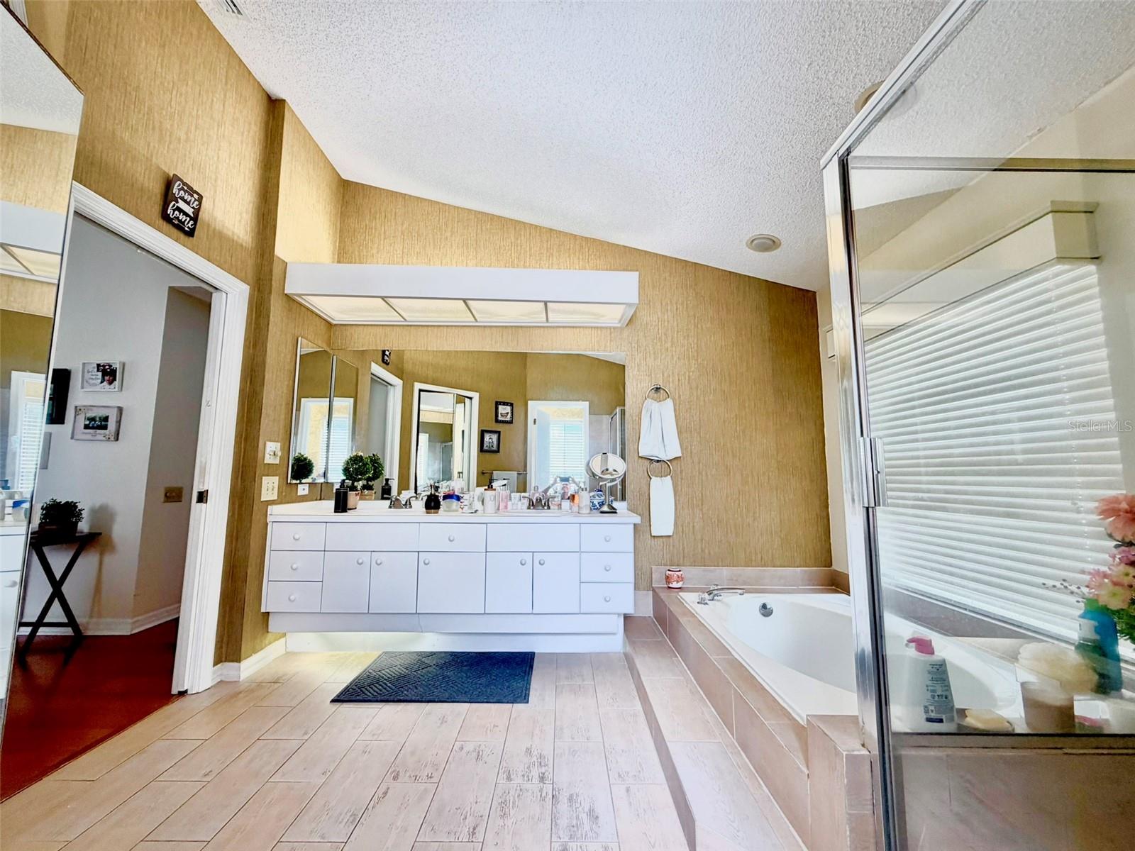 5455 PINE BARK LN, WESLEY CHAPEL, FL, 33543