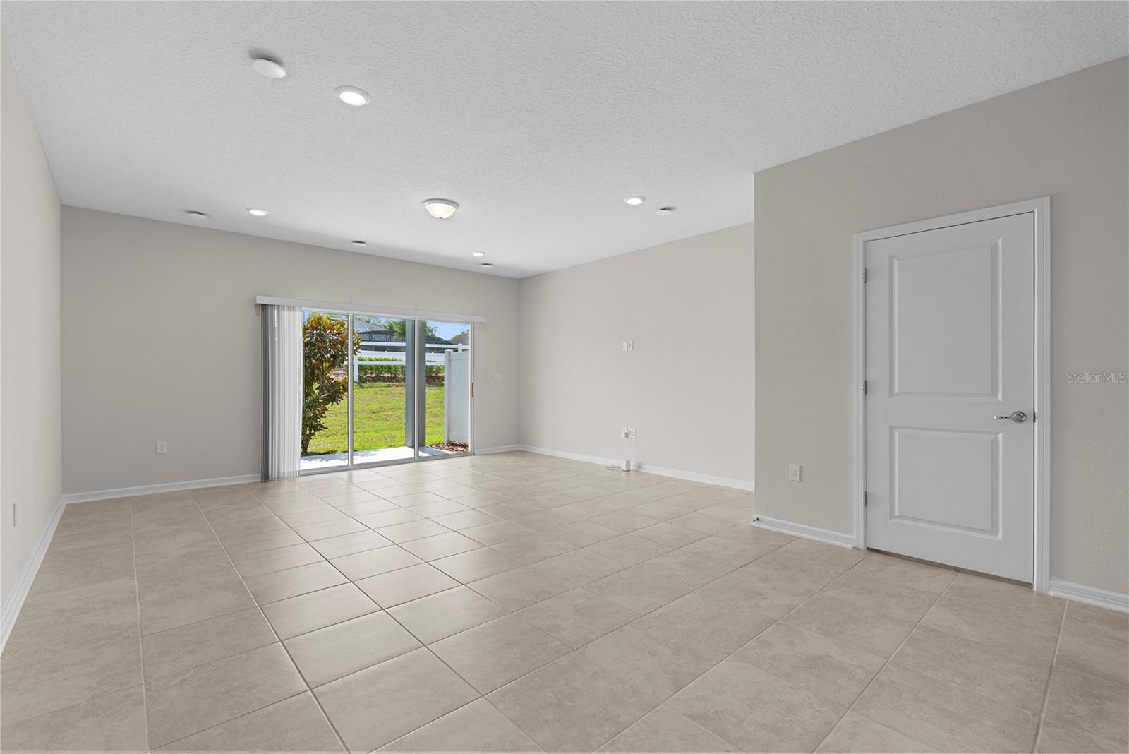 2622 WINSOME WAY, DAVENPORT, FL, 33896