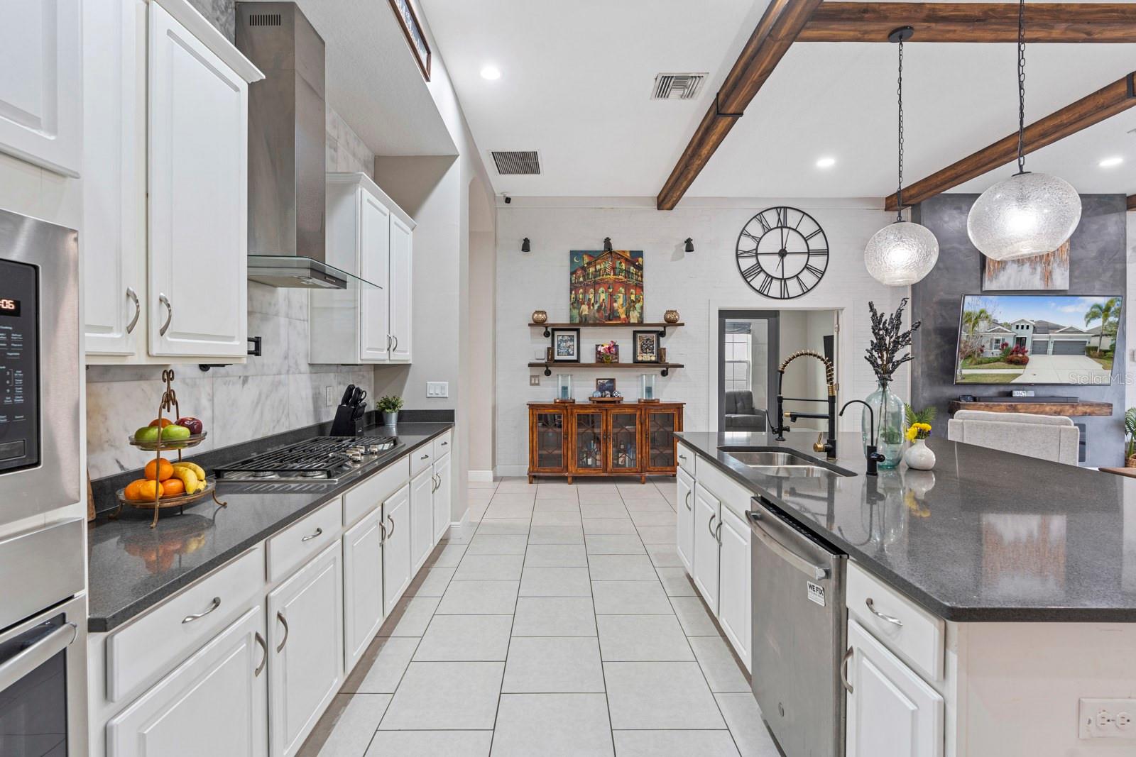 6504 MAIDEN SEA DR, APOLLO BEACH, FL, 33572