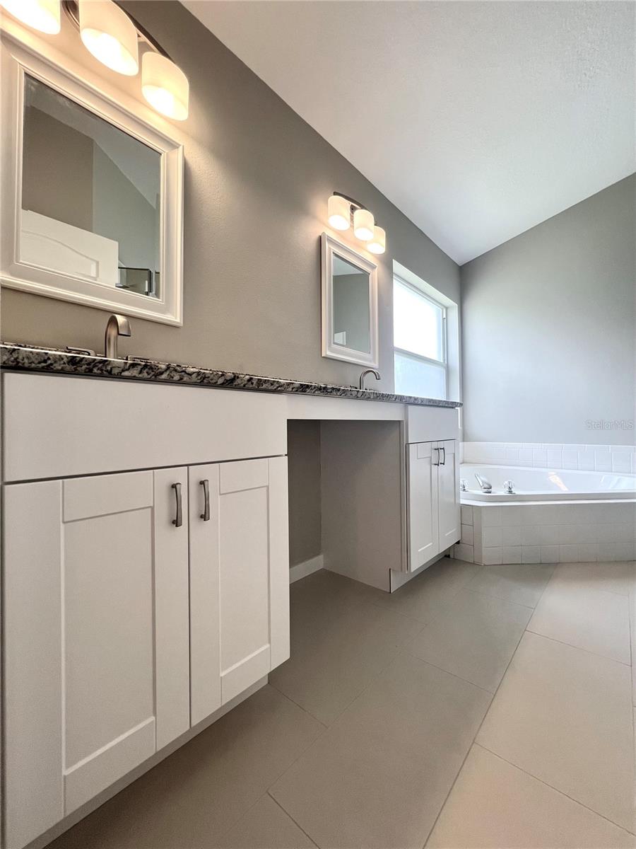 18564 KINGBIRD DR, LUTZ, FL, 33558