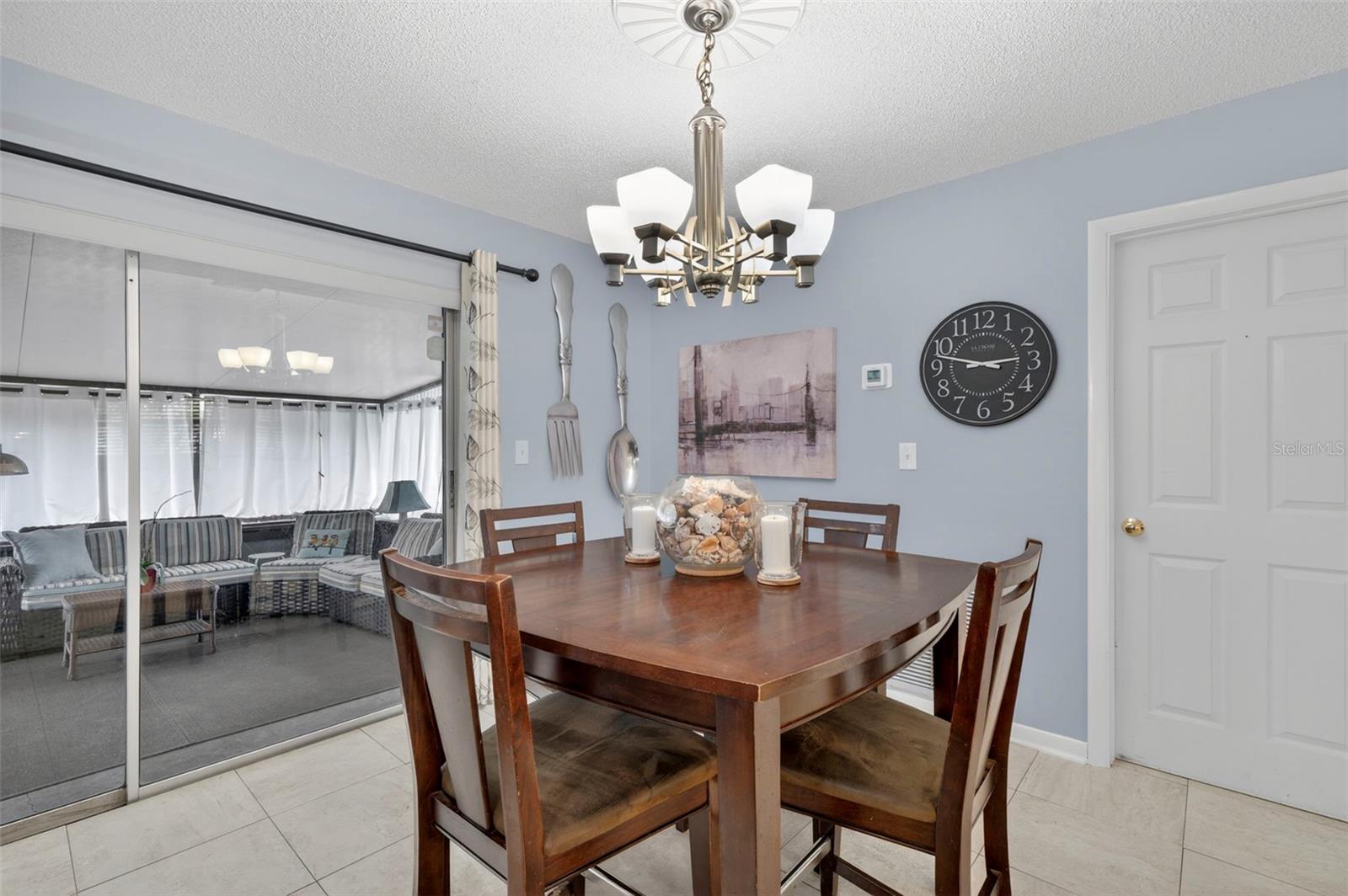 308 N MILLER RD, VALRICO, FL, 33594