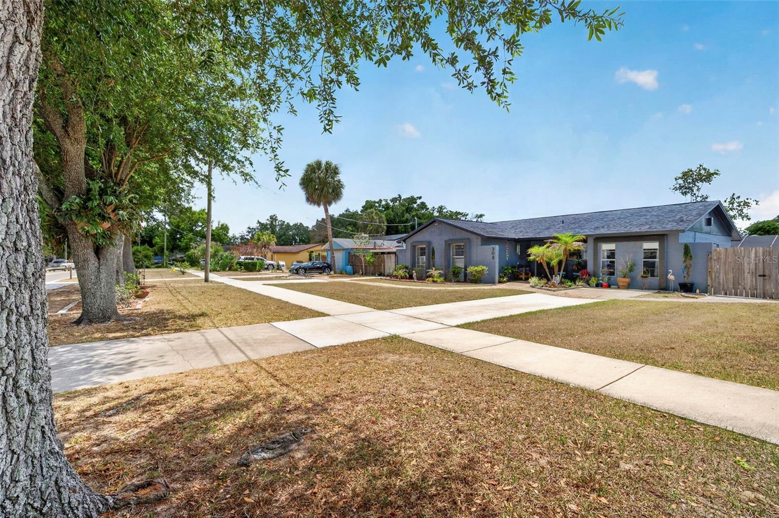 308 N MILLER RD, VALRICO, FL, 33594