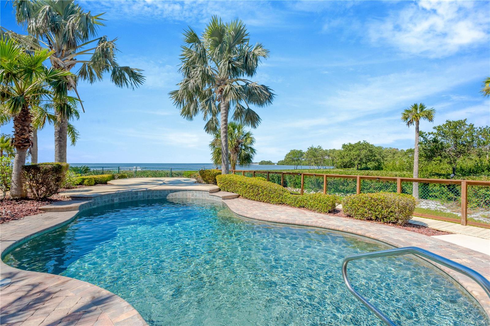 511 SEAVIEW DR, TARPON SPRINGS, FL, 34689