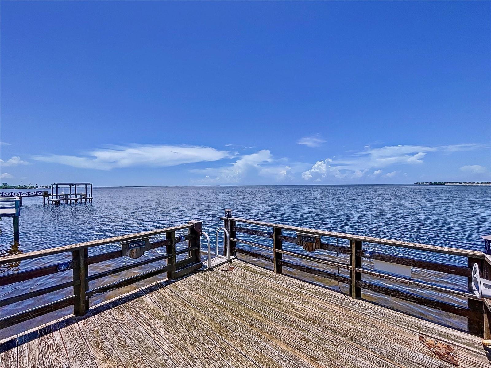511 SEAVIEW DR, TARPON SPRINGS, FL, 34689