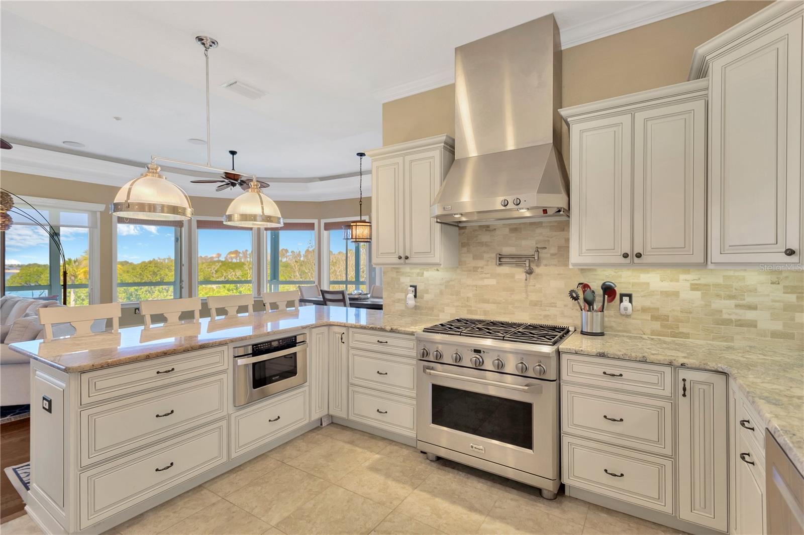 511 SEAVIEW DR, TARPON SPRINGS, FL, 34689