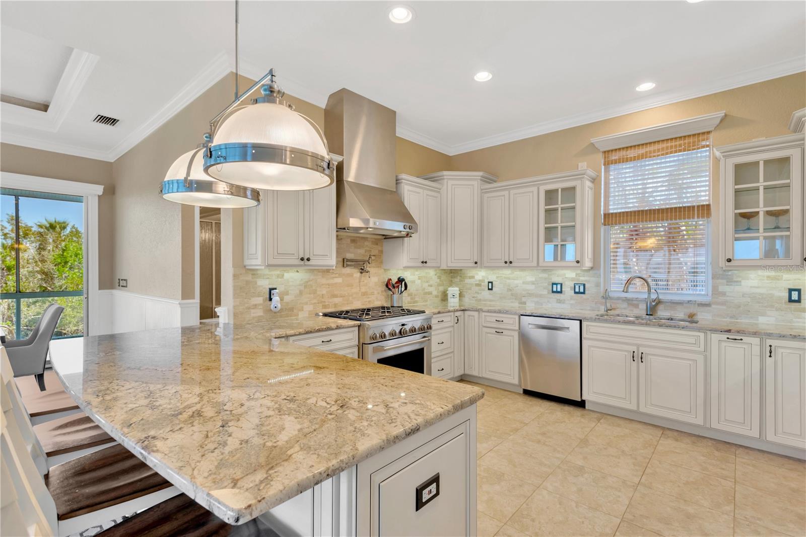 511 SEAVIEW DR, TARPON SPRINGS, FL, 34689