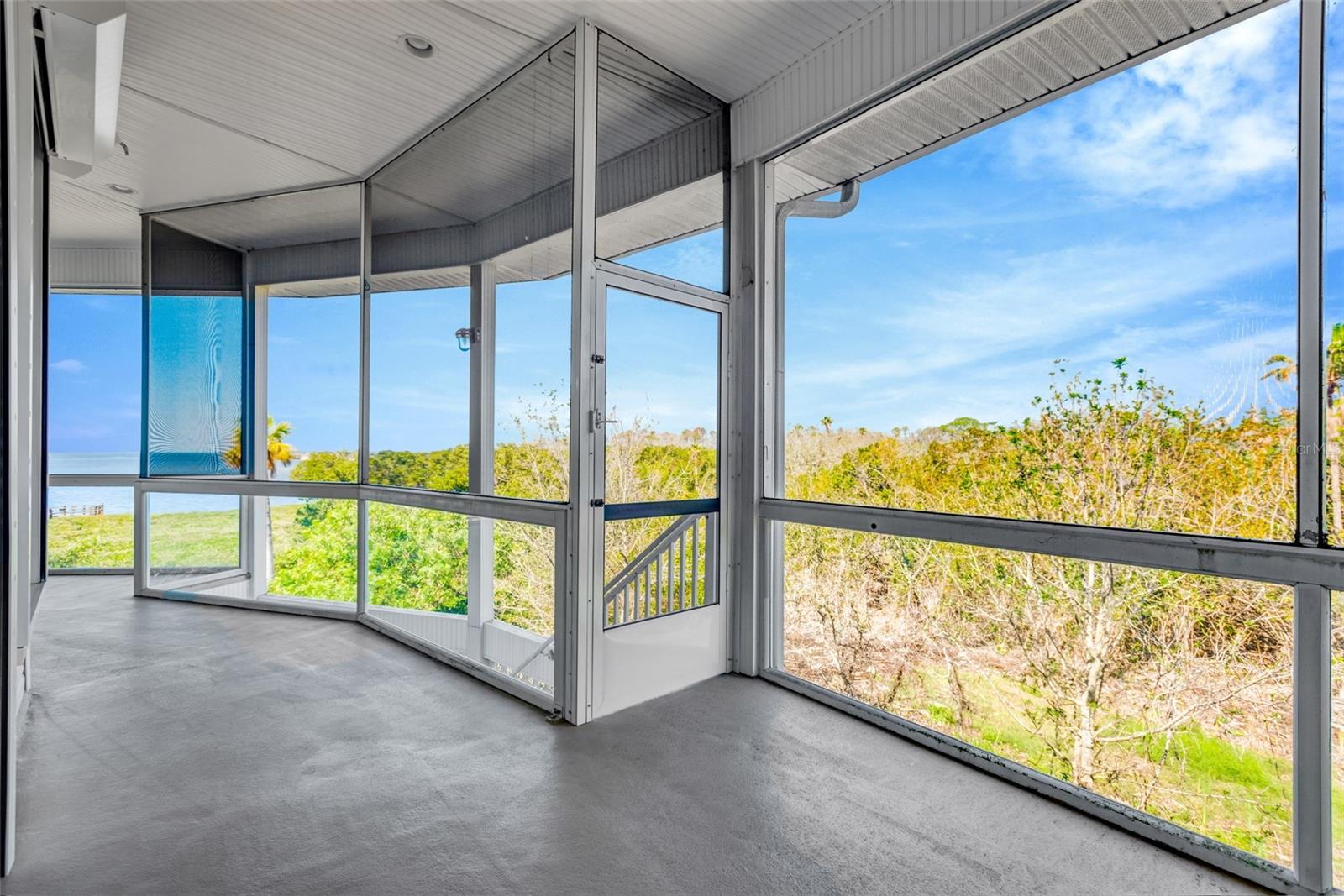 511 SEAVIEW DR, TARPON SPRINGS, FL, 34689