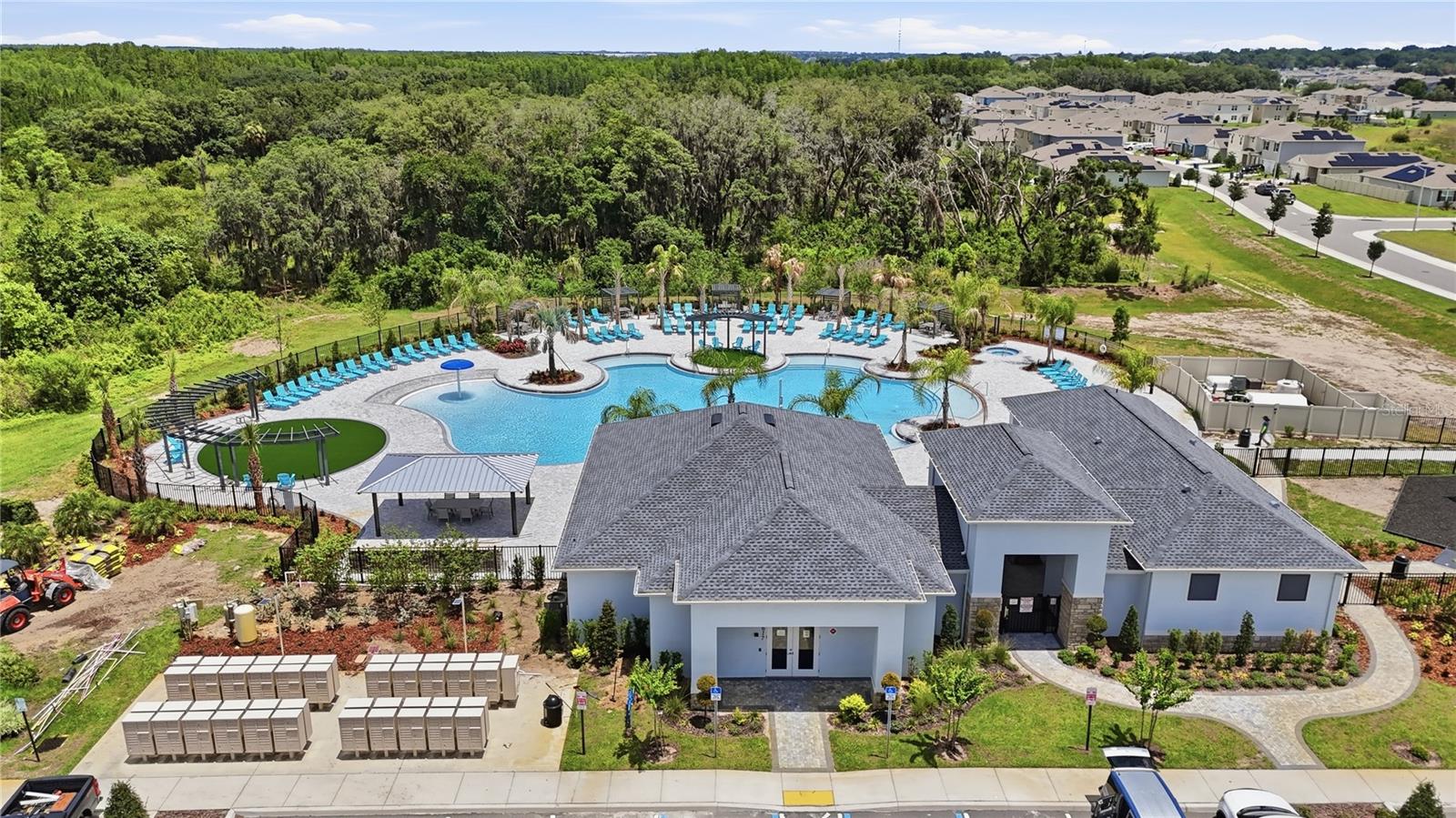 2735 NUMA FALLS AVE, DAVENPORT, FL, 33837