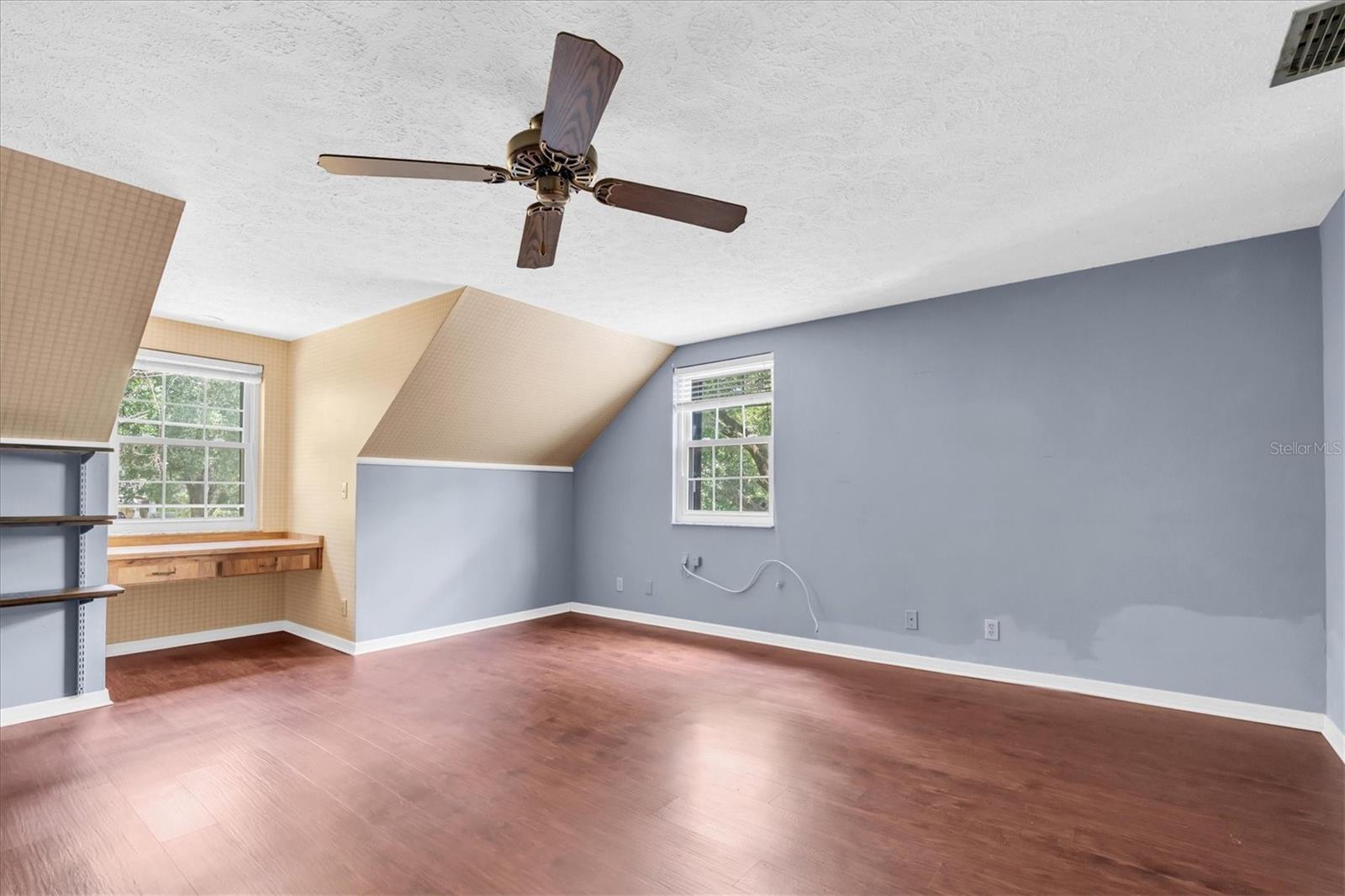 10422 N WOODMERE RD, TAMPA, FL, 33617