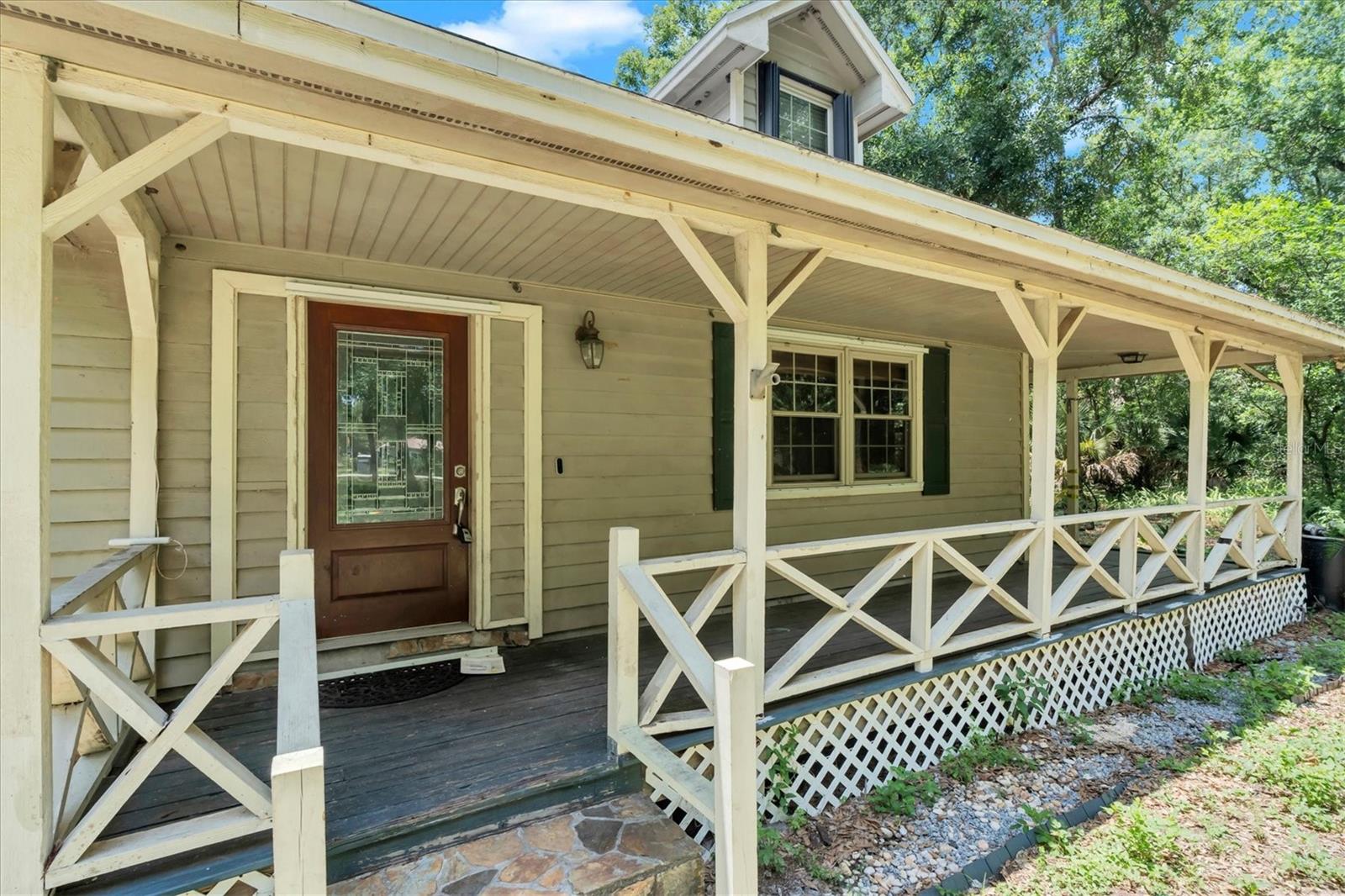 10422 N WOODMERE RD, TAMPA, FL, 33617