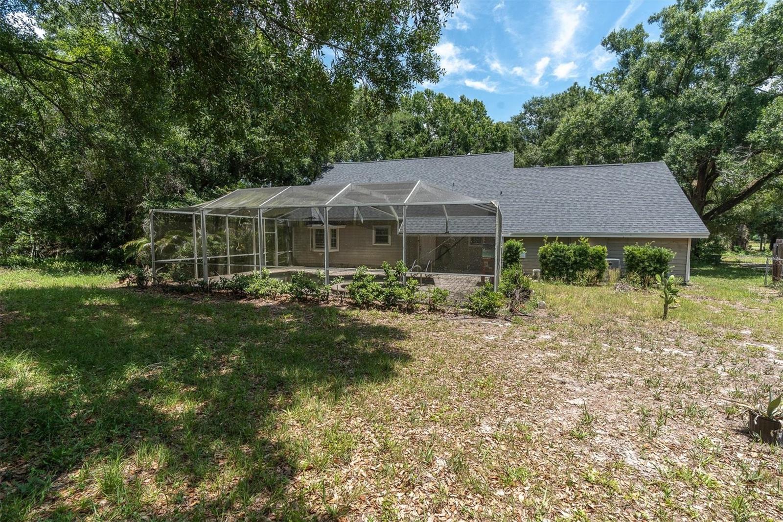 10422 N WOODMERE RD, TAMPA, FL, 33617