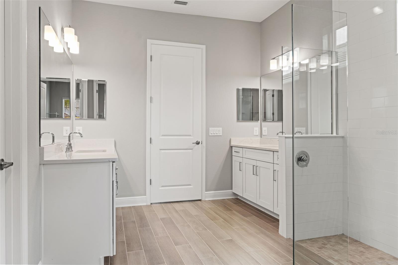 21297 HOLMES CIR, VENICE, FL, 34293