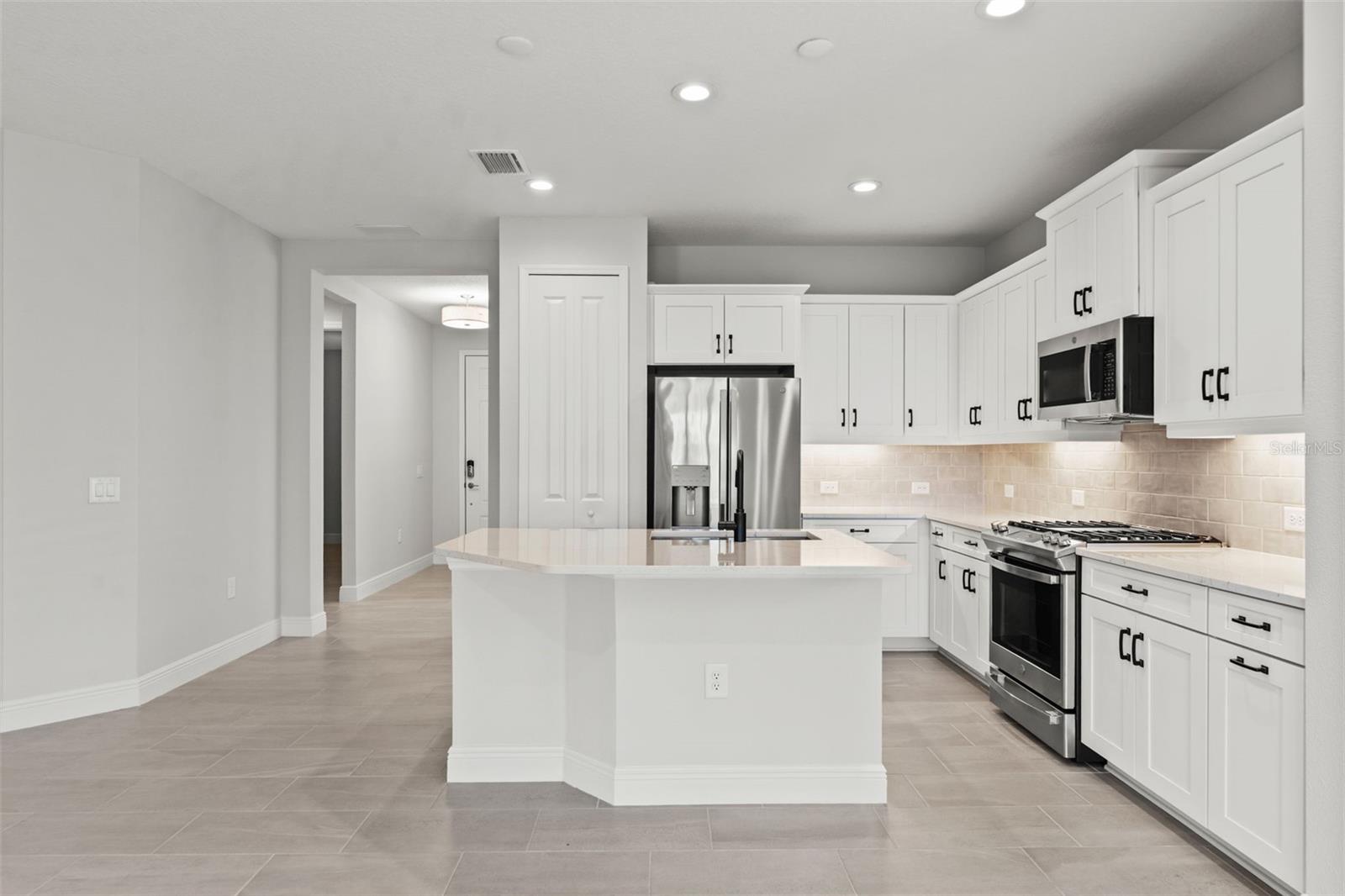 18131 FRANKLIN PARK CT, VENICE, FL, 34293