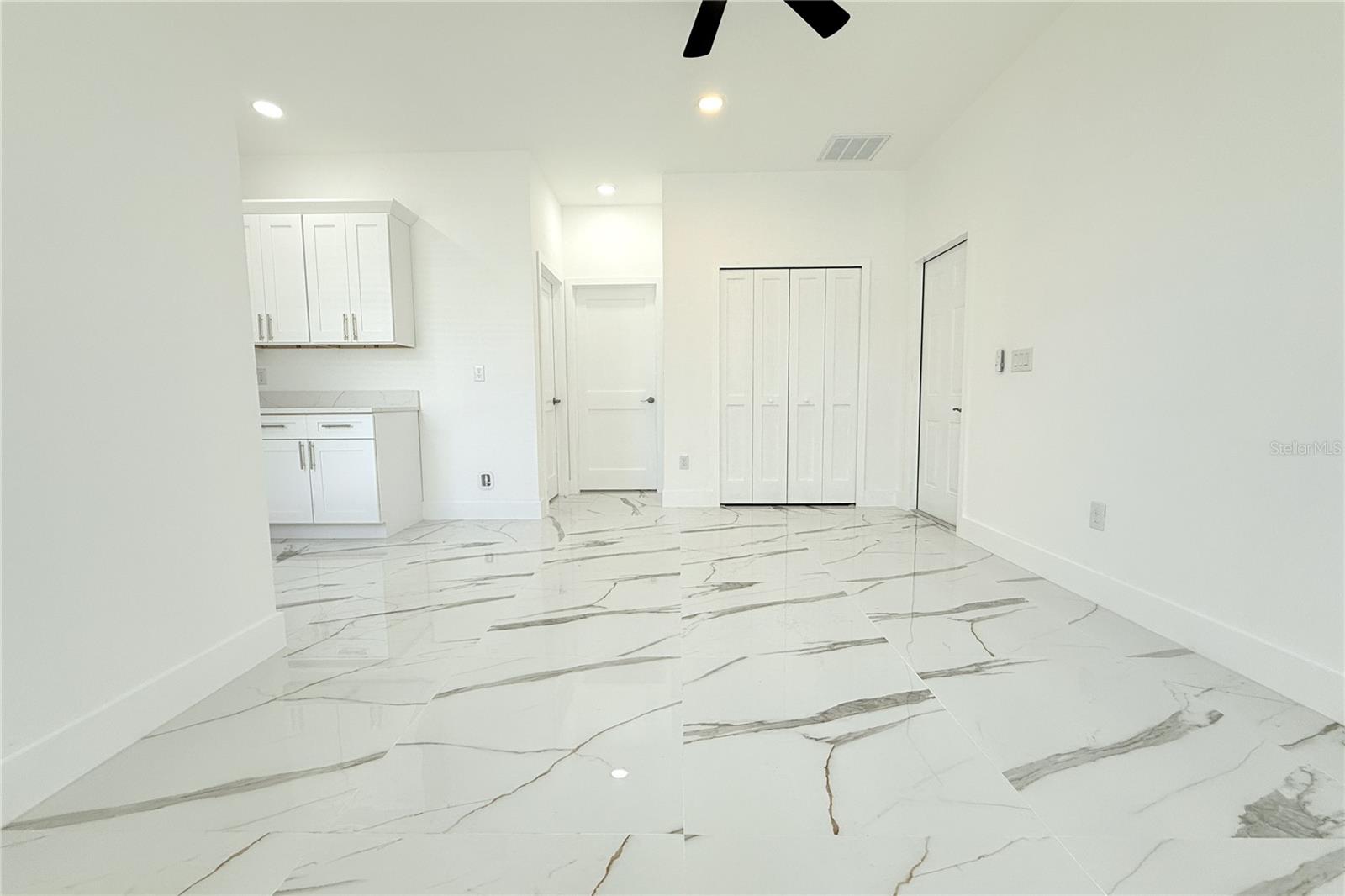 9304 N 18TH ST, TAMPA, FL, 33612