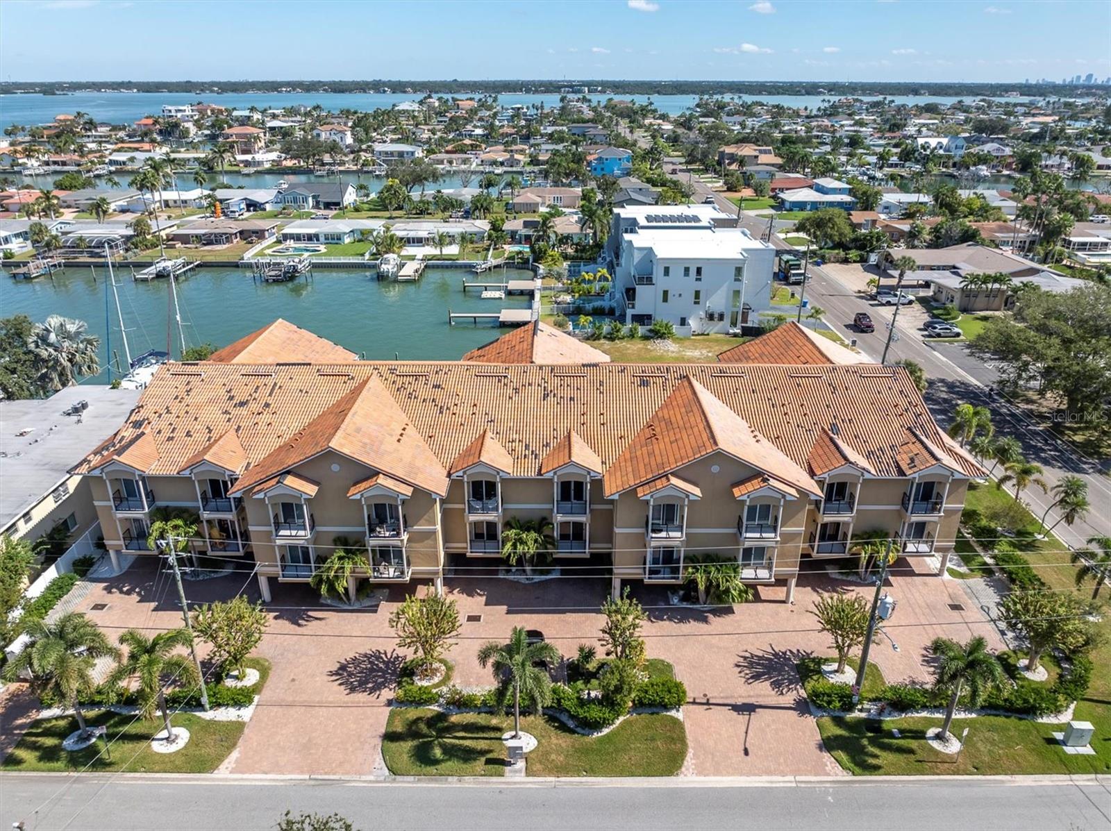 300 CAPRI BLVD #6, TREASURE ISLAND, FL, 33706