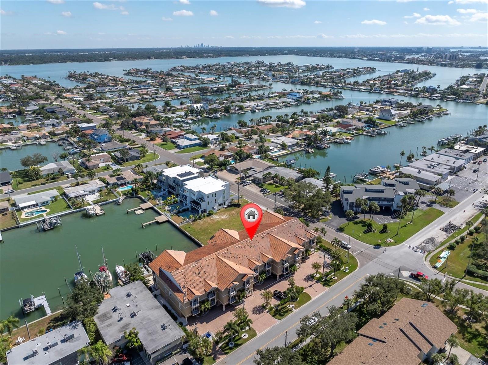300 CAPRI BLVD #6, TREASURE ISLAND, FL, 33706