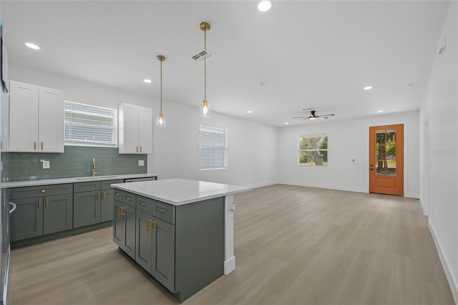 643 W 9TH ST, LAKELAND, FL, 33805
