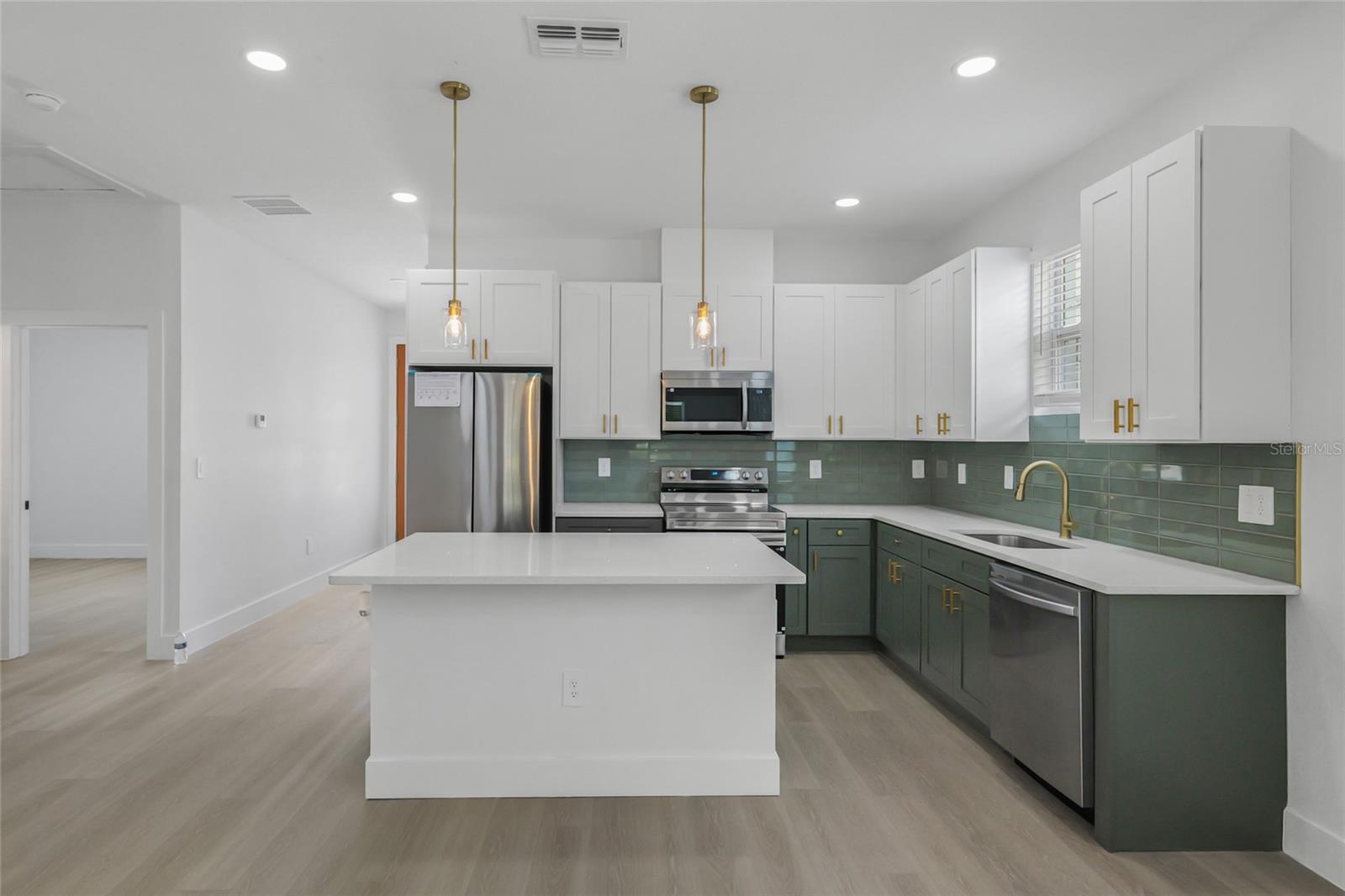 643 W 9TH ST, LAKELAND, FL, 33805