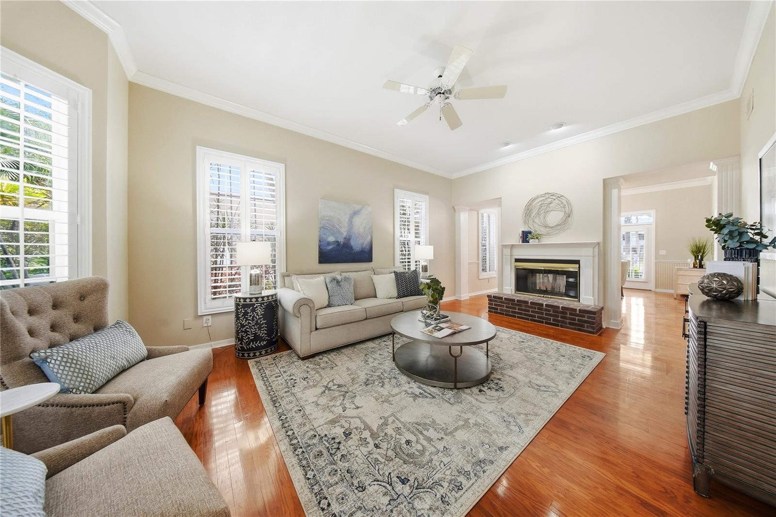 833 MARCO DR NE, ST PETERSBURG, FL, 33702