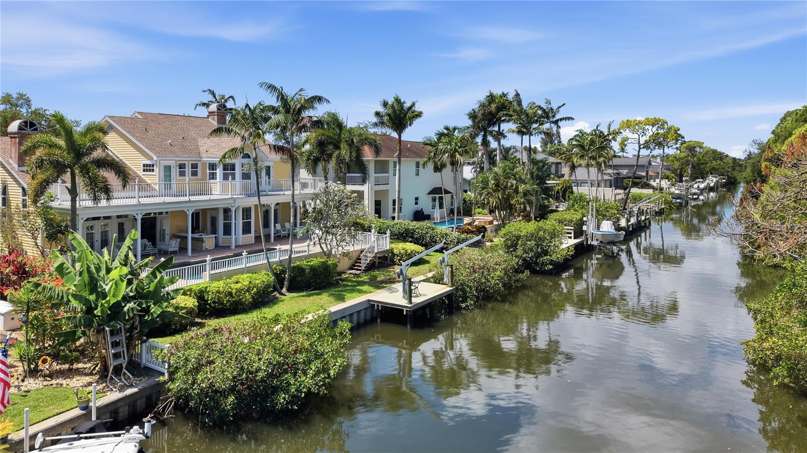 833 MARCO DR NE, ST PETERSBURG, FL, 33702