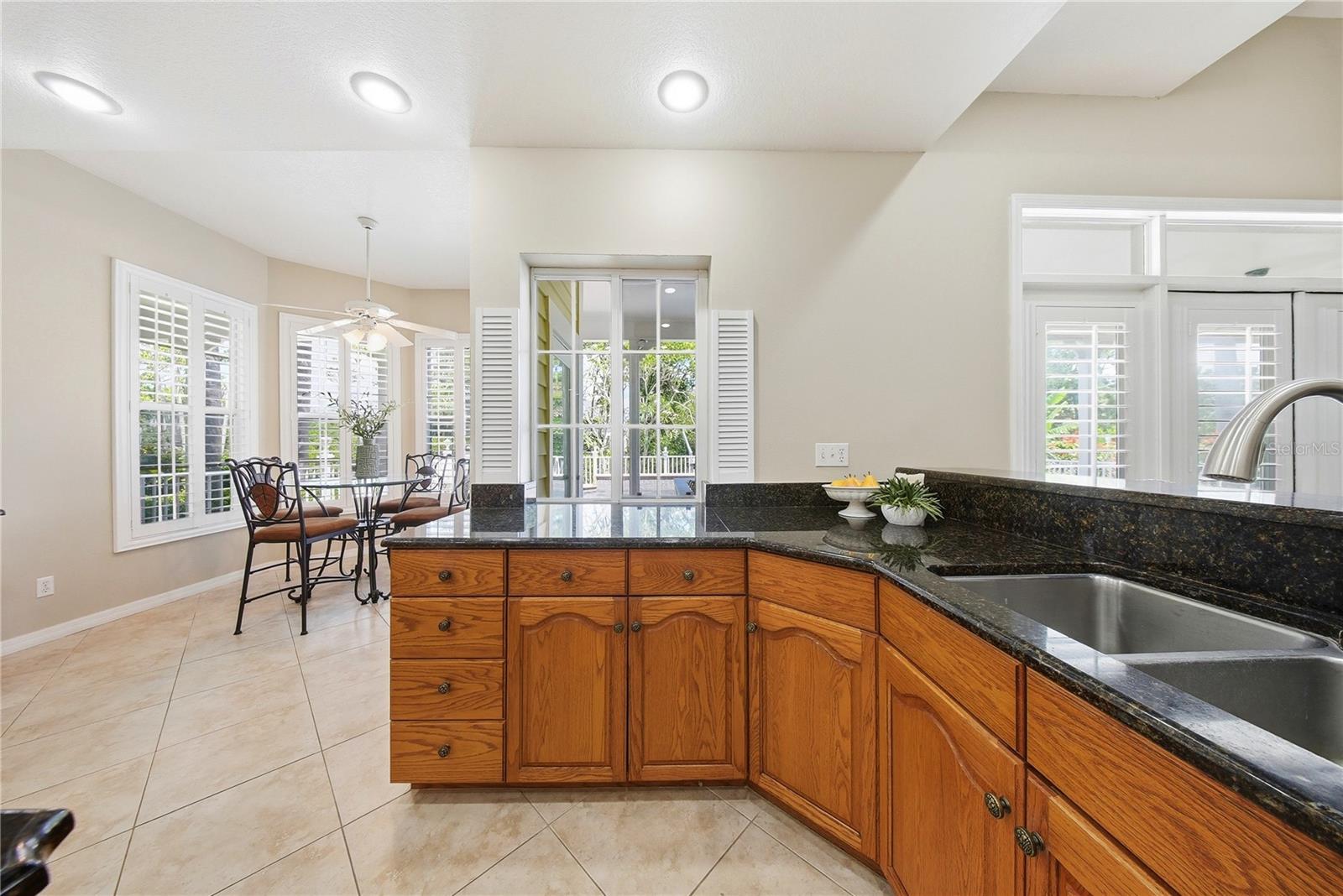 833 MARCO DR NE, ST PETERSBURG, FL, 33702