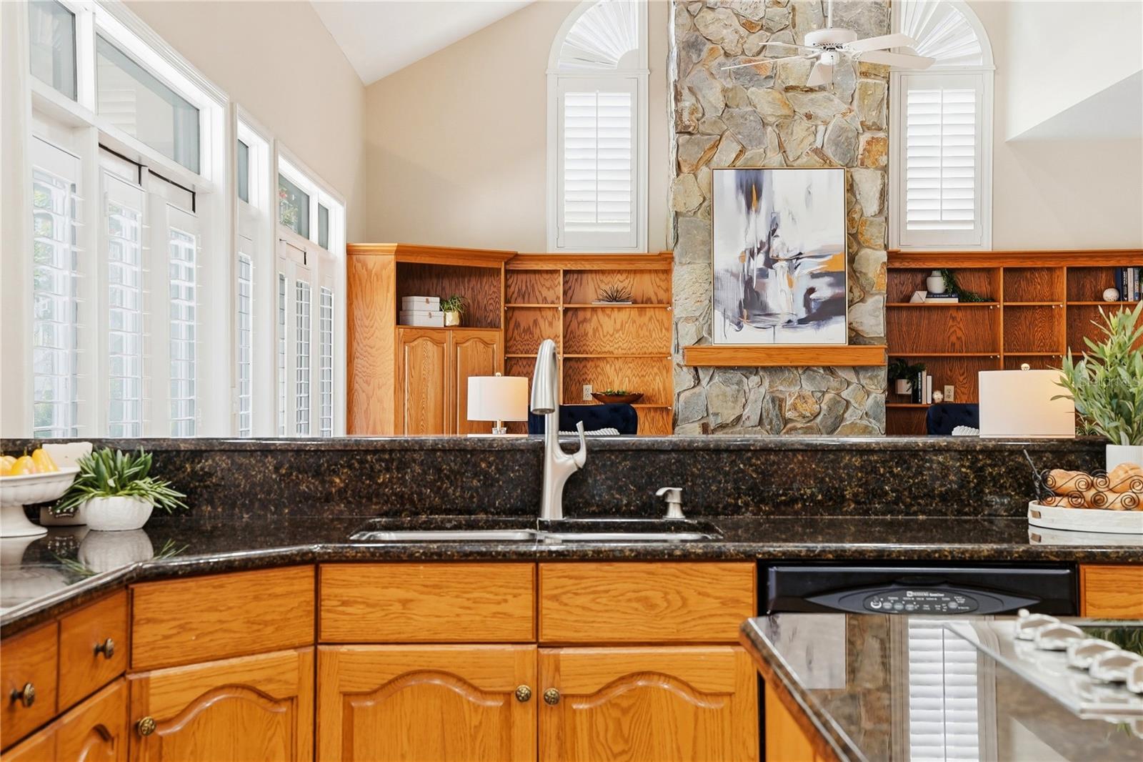 833 MARCO DR NE, ST PETERSBURG, FL, 33702
