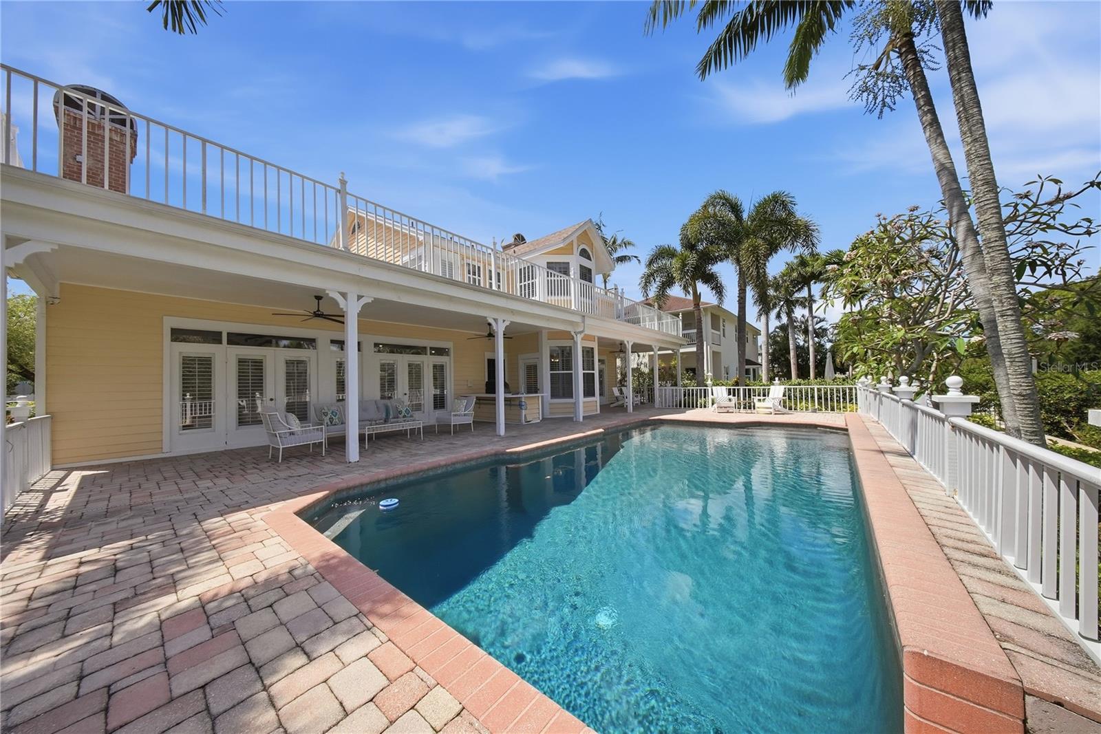 833 MARCO DR NE, ST PETERSBURG, FL, 33702
