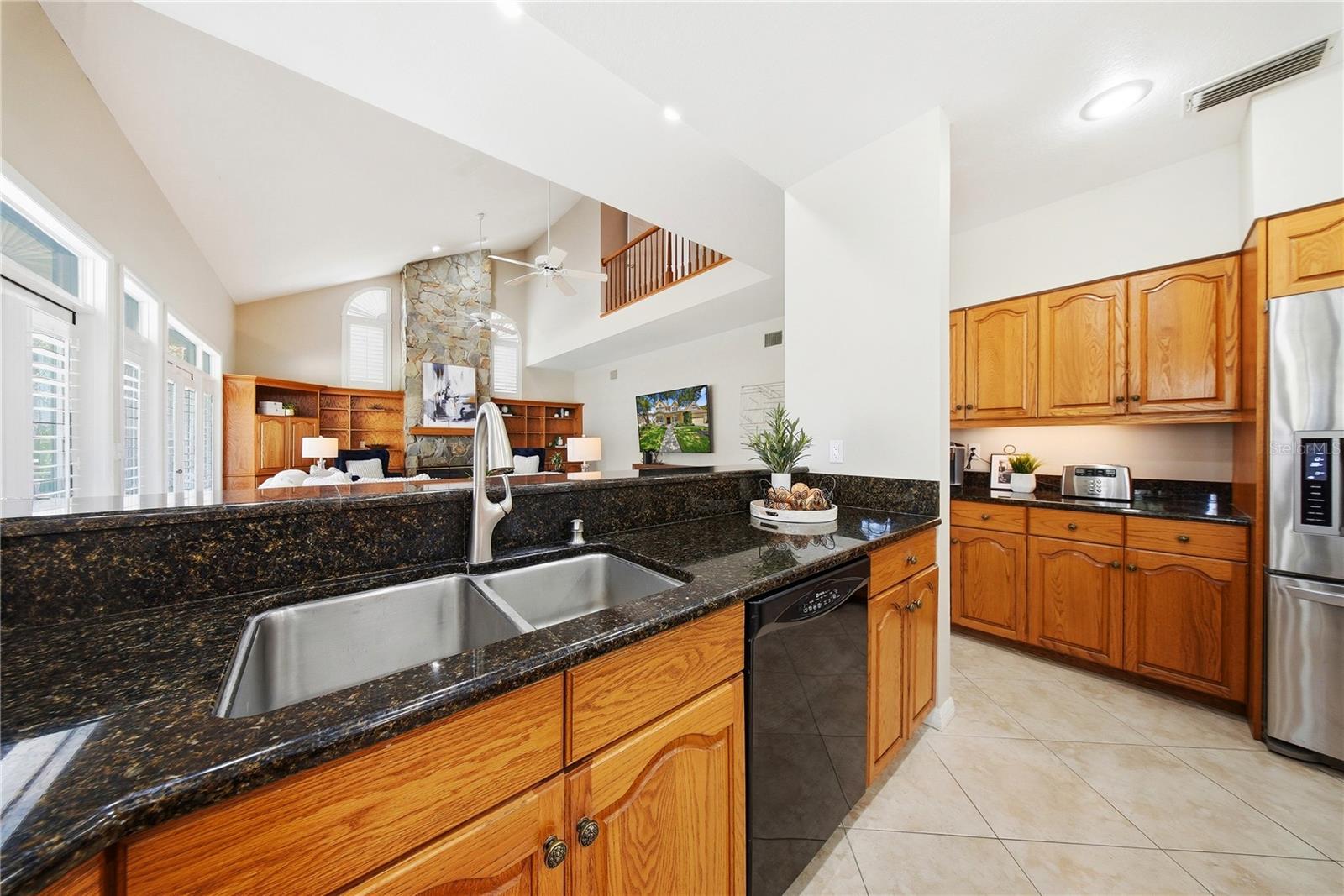 833 MARCO DR NE, ST PETERSBURG, FL, 33702