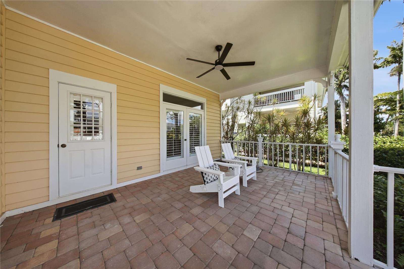 833 MARCO DR NE, ST PETERSBURG, FL, 33702