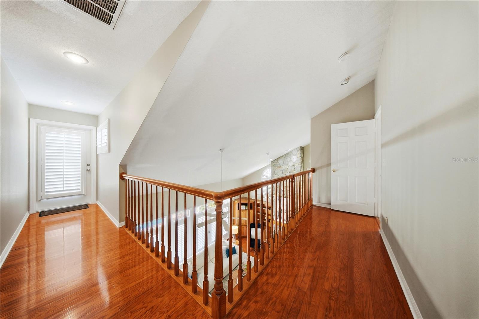 833 MARCO DR NE, ST PETERSBURG, FL, 33702