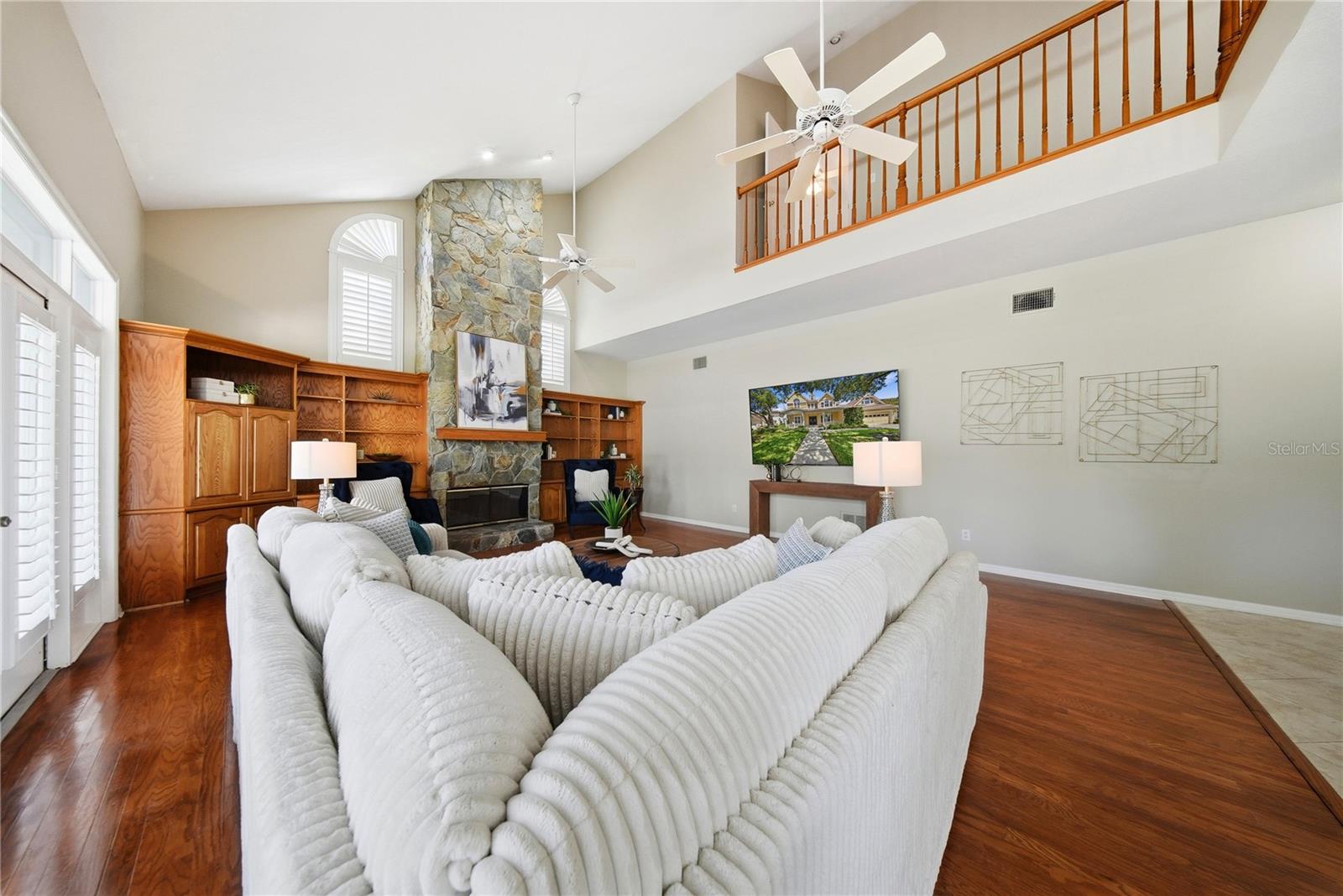 833 MARCO DR NE, ST PETERSBURG, FL, 33702