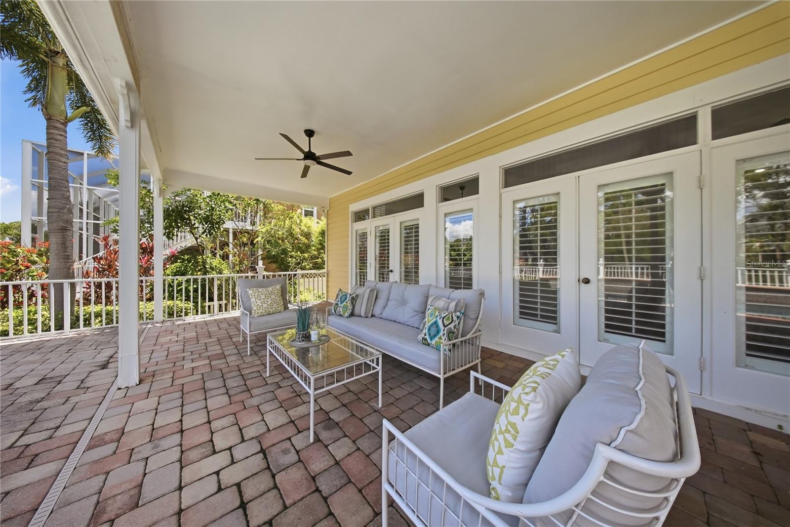 833 MARCO DR NE, ST PETERSBURG, FL, 33702