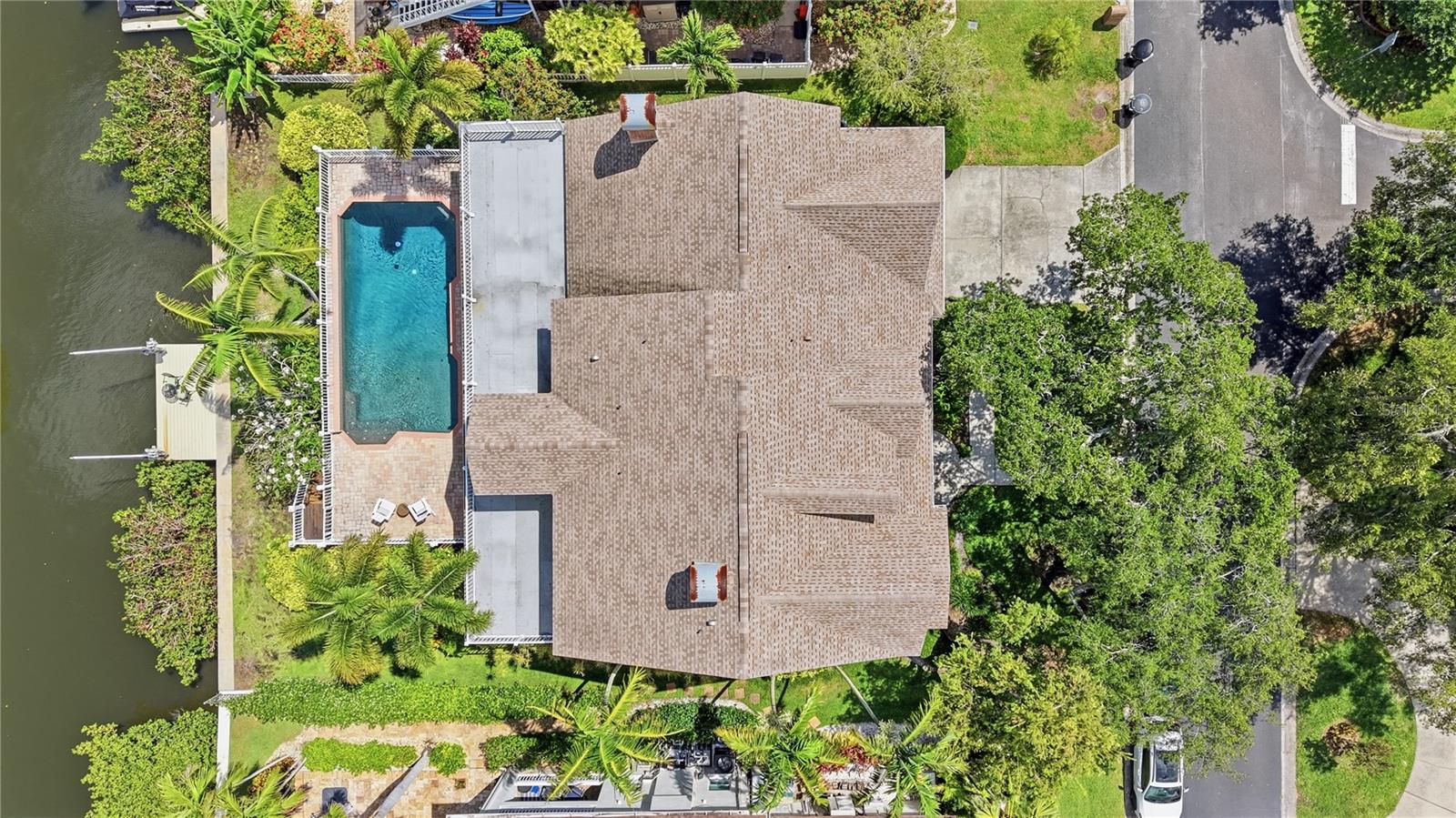 833 MARCO DR NE, ST PETERSBURG, FL, 33702