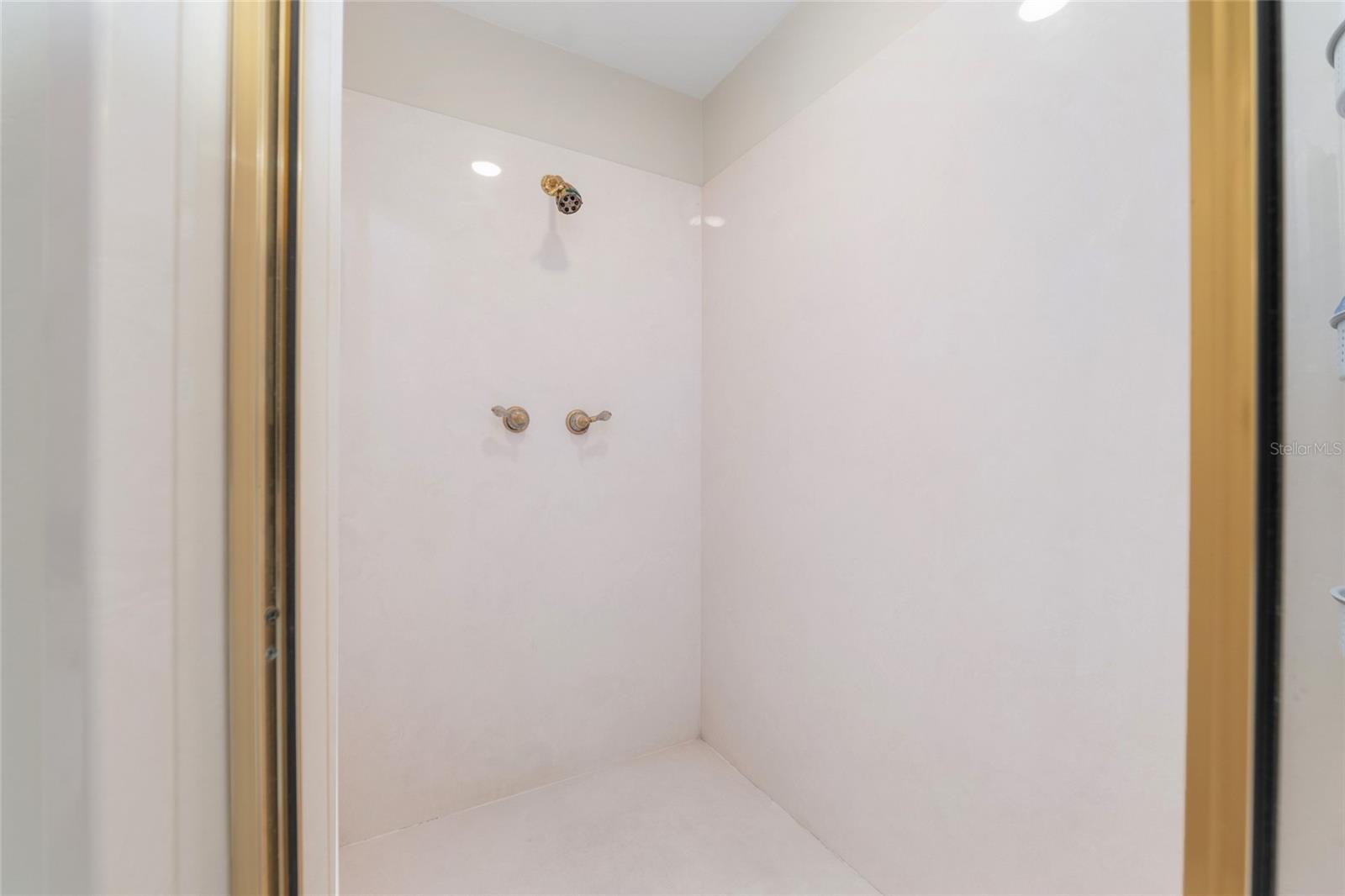 11121 NW 15TH PL, GAINESVILLE, FL, 32606