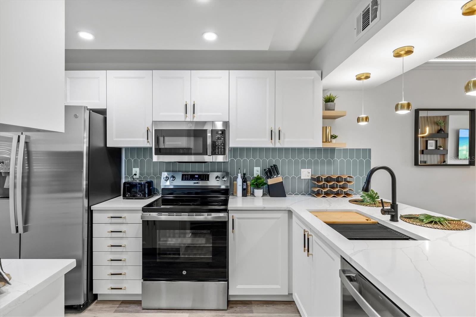 437 CERROMAR LN #424, VENICE, FL, 34293