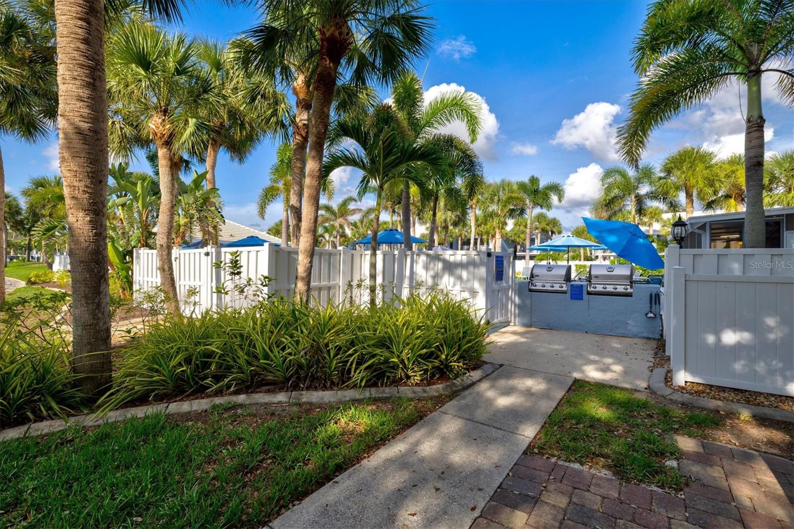437 CERROMAR LN #424, VENICE, FL, 34293