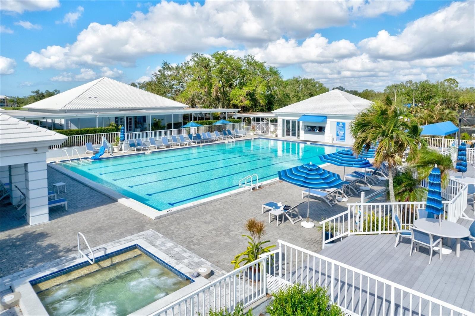 437 CERROMAR LN #424, VENICE, FL, 34293