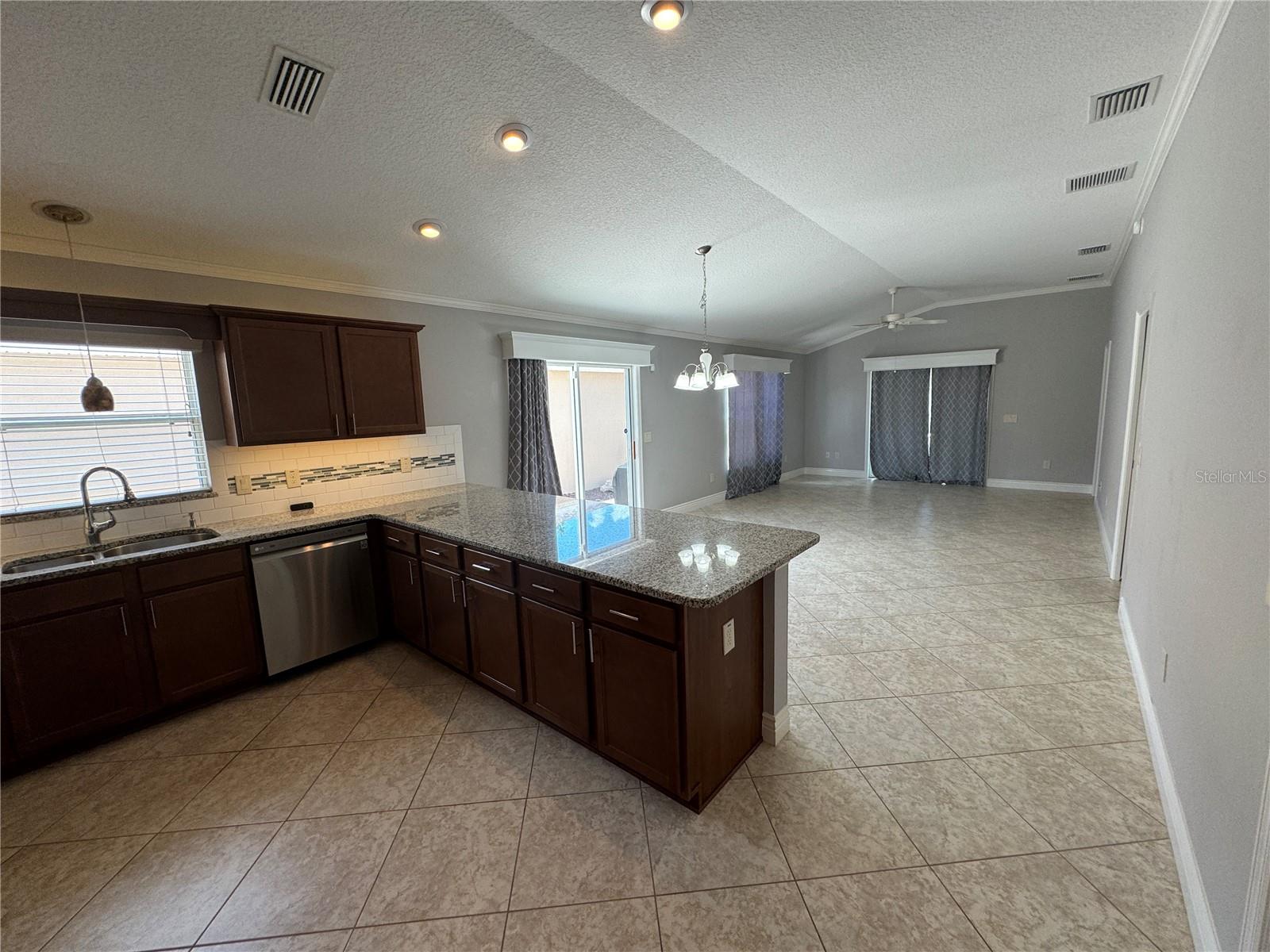 2272 VASSAR LN, THE VILLAGES, FL, 32162