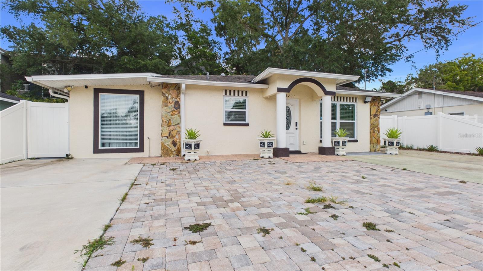 8721 N ORANGEVIEW AVE, TAMPA, FL, 33617
