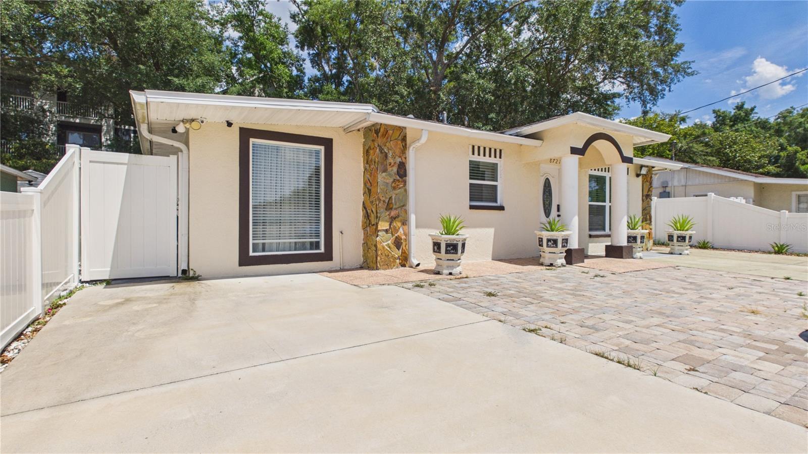 8721 N ORANGEVIEW AVE, TAMPA, FL, 33617
