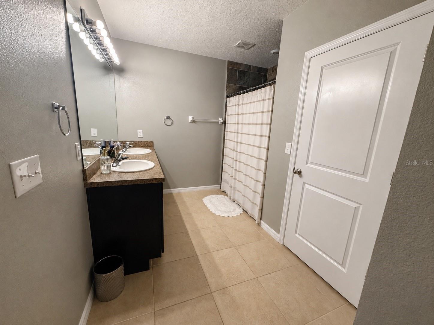 9902 SE 37TH TER, BELLEVIEW, FL, 34420