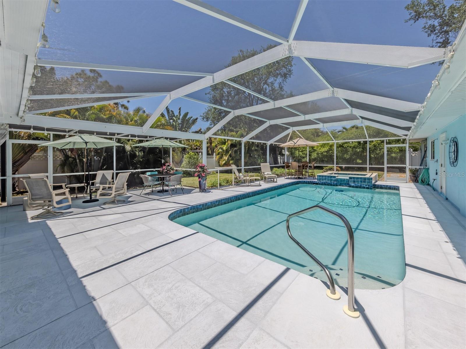 500 ALHAMBRA RD, VENICE, FL, 34285