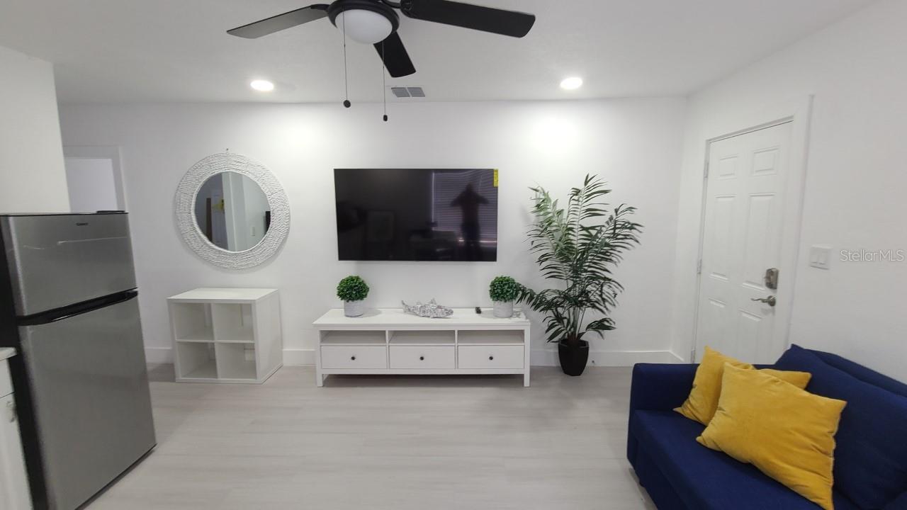 2519 W WALNUT, TAMPA, FL, 33607