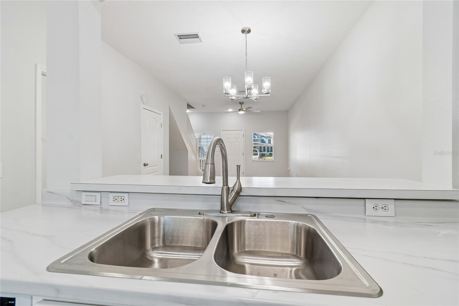 6705 LAKE ROCHESTER LN, GIBSONTON, FL, 33534