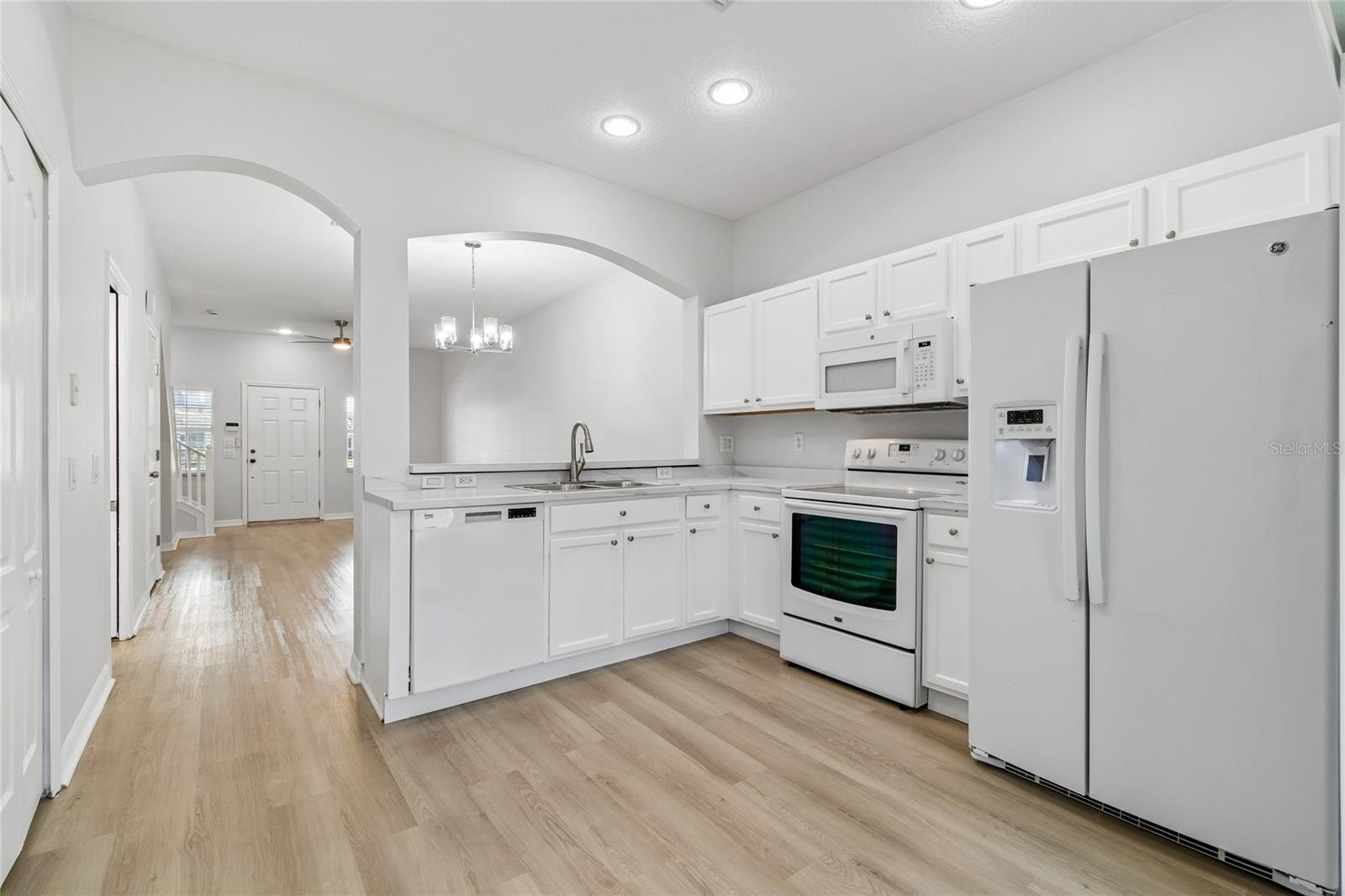6705 LAKE ROCHESTER LN, GIBSONTON, FL, 33534